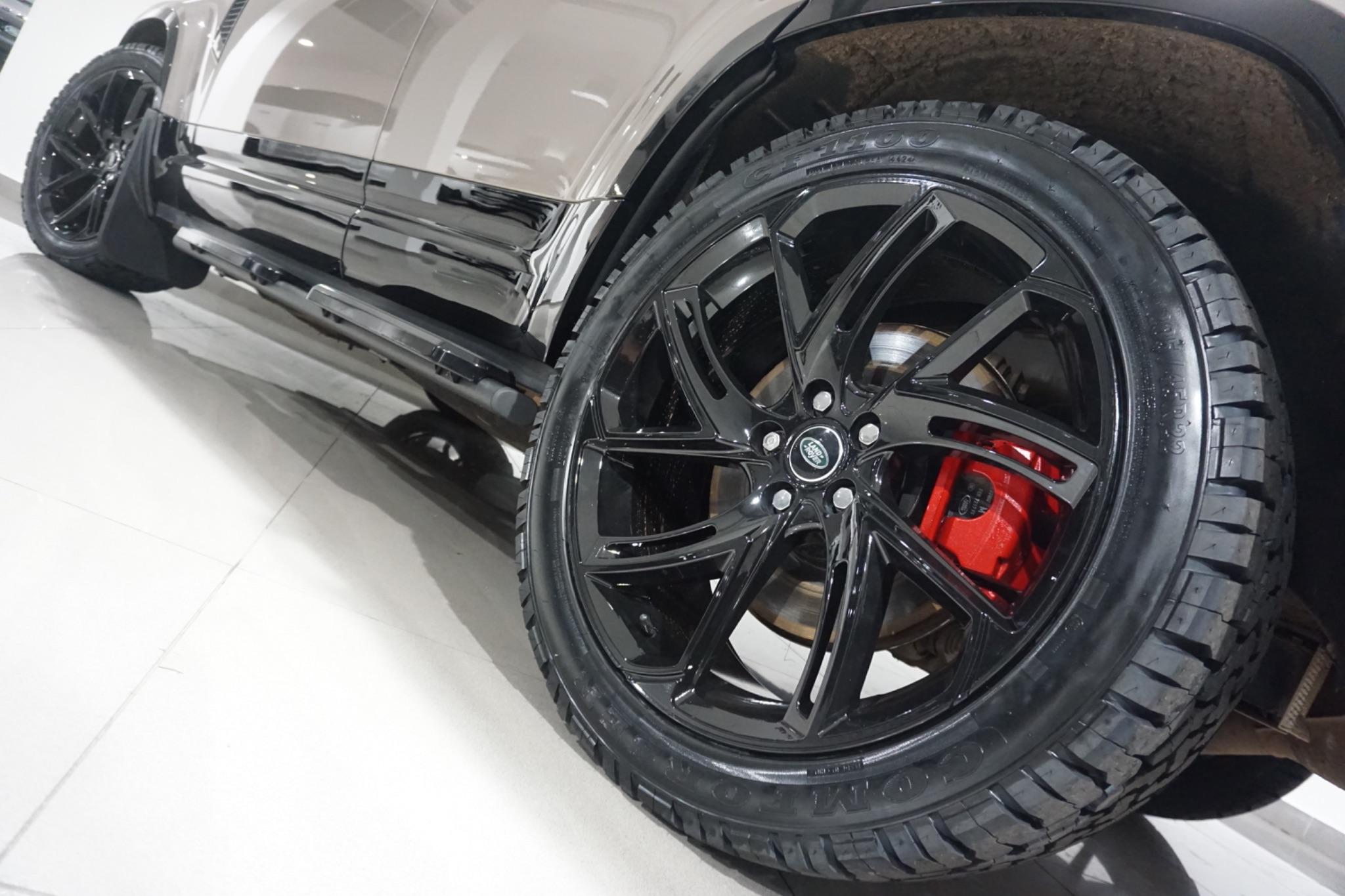 Land Rover Defender 110 3.0 D250 MHEV X-Dynamic HSE Auto 4WD Euro 6 (s/s) 5dr